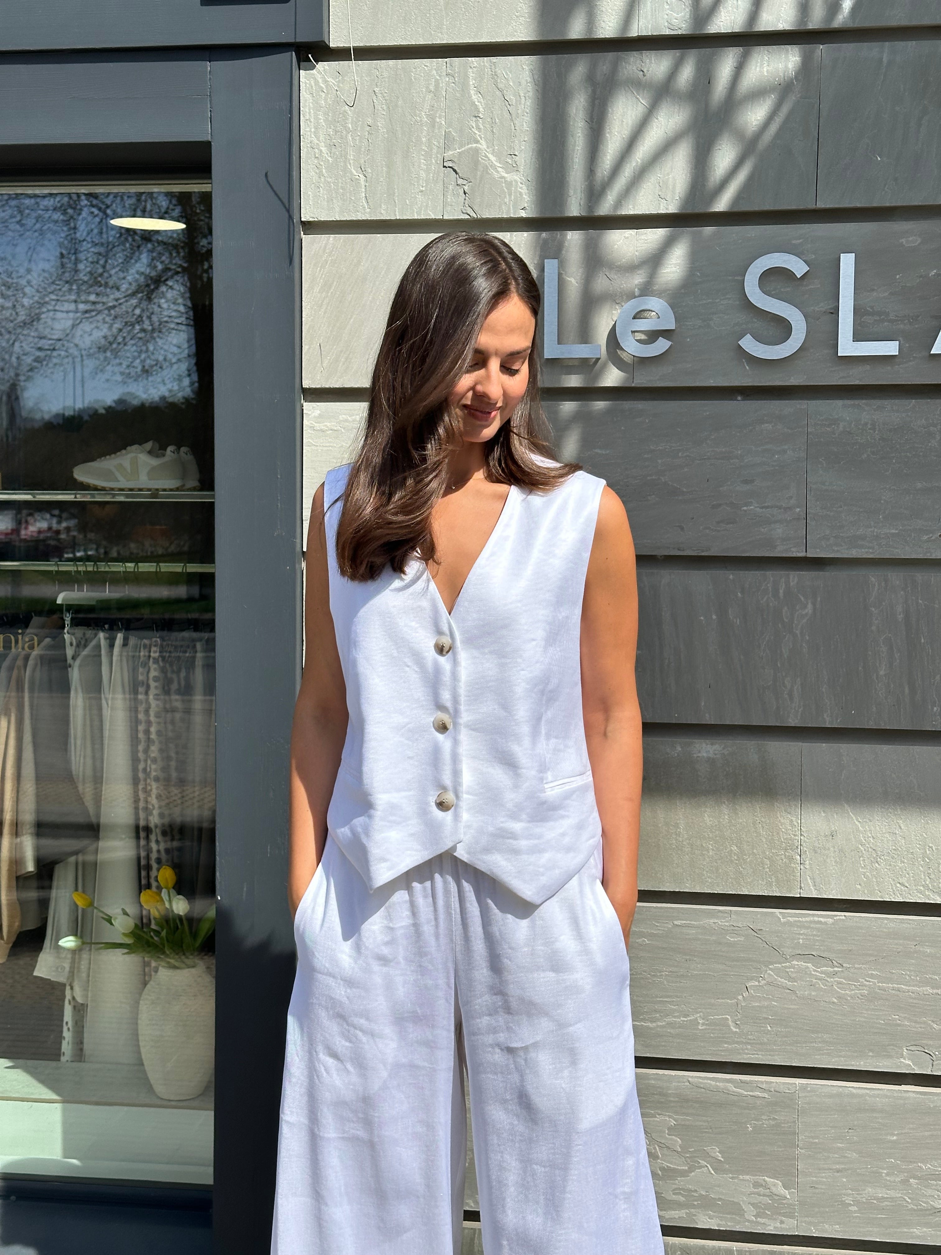 MADRESS | Balta minimalistinė liemenė