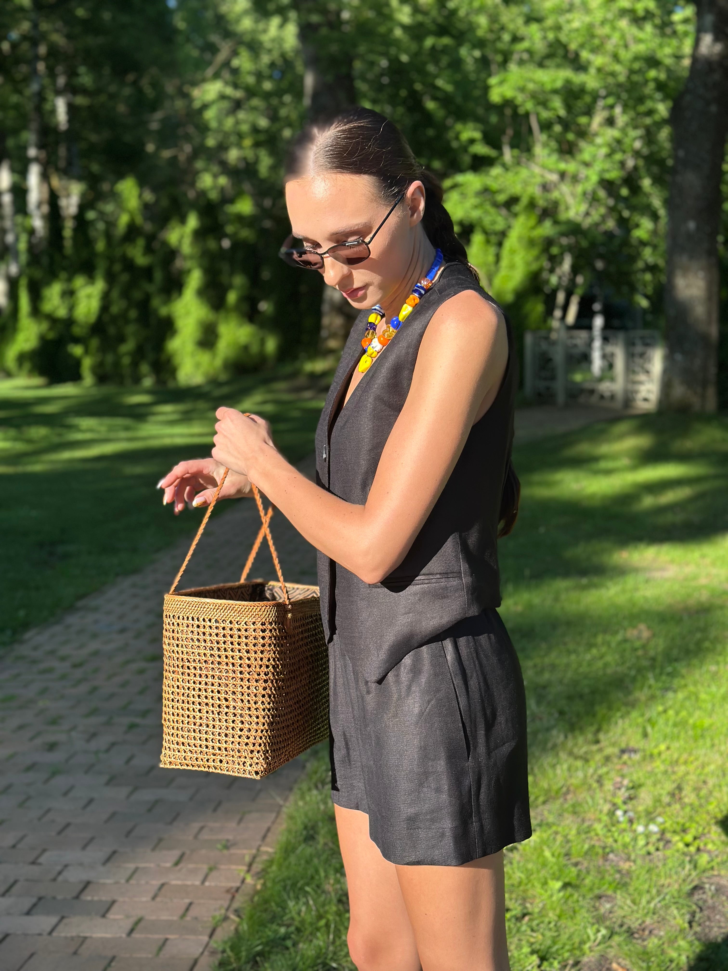 MADRESS | Juodi lininiai šortai