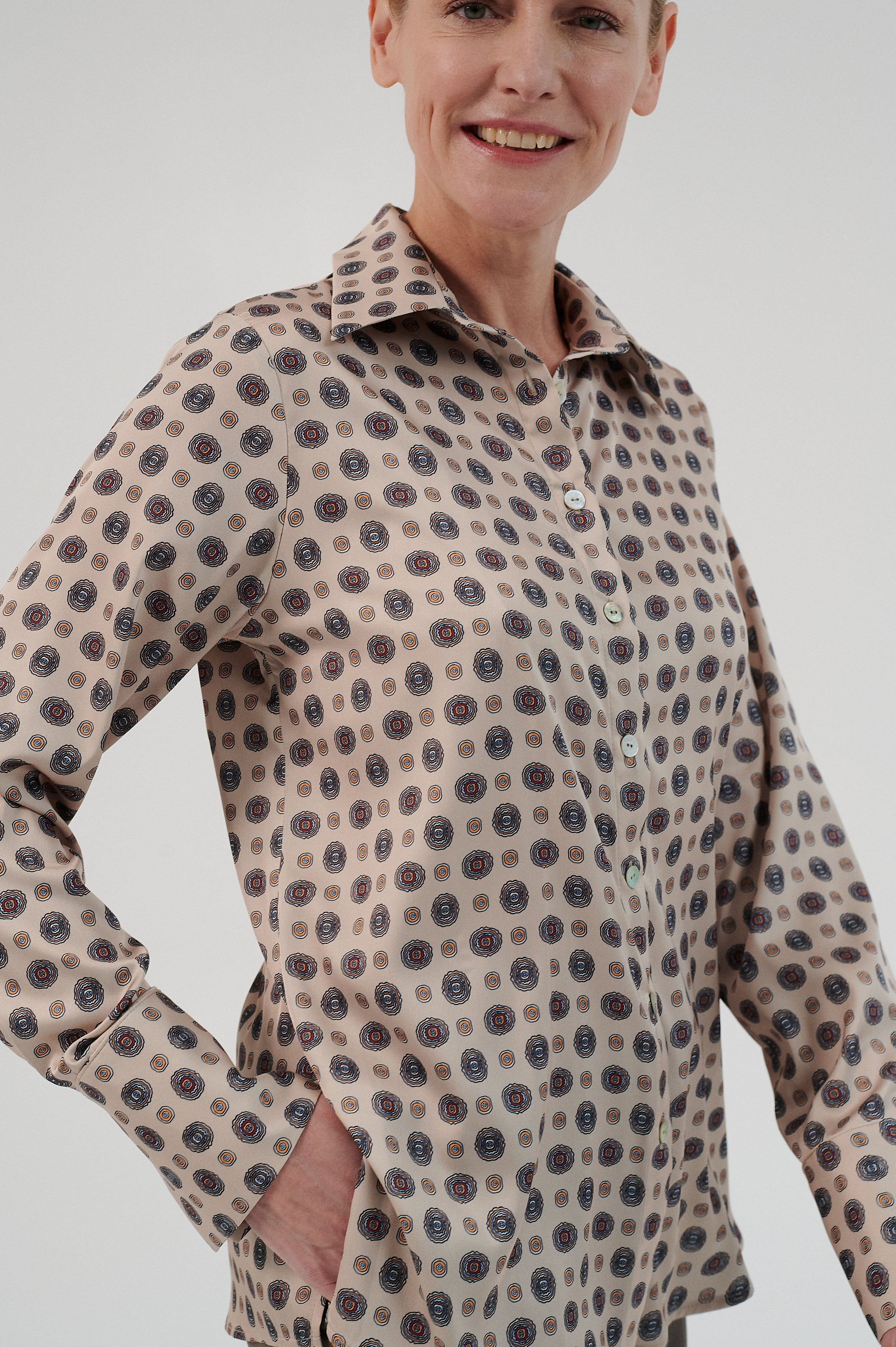 MADRESS | Legendiniai baltinukai