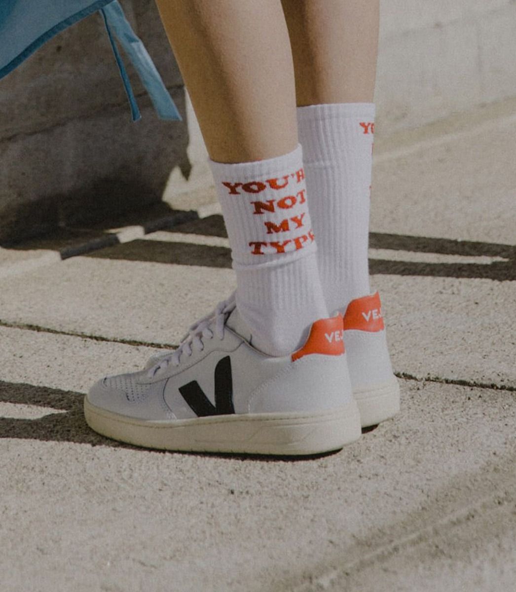VEJA | V-10 EXTRA WHITE NAUTICO PEKIN