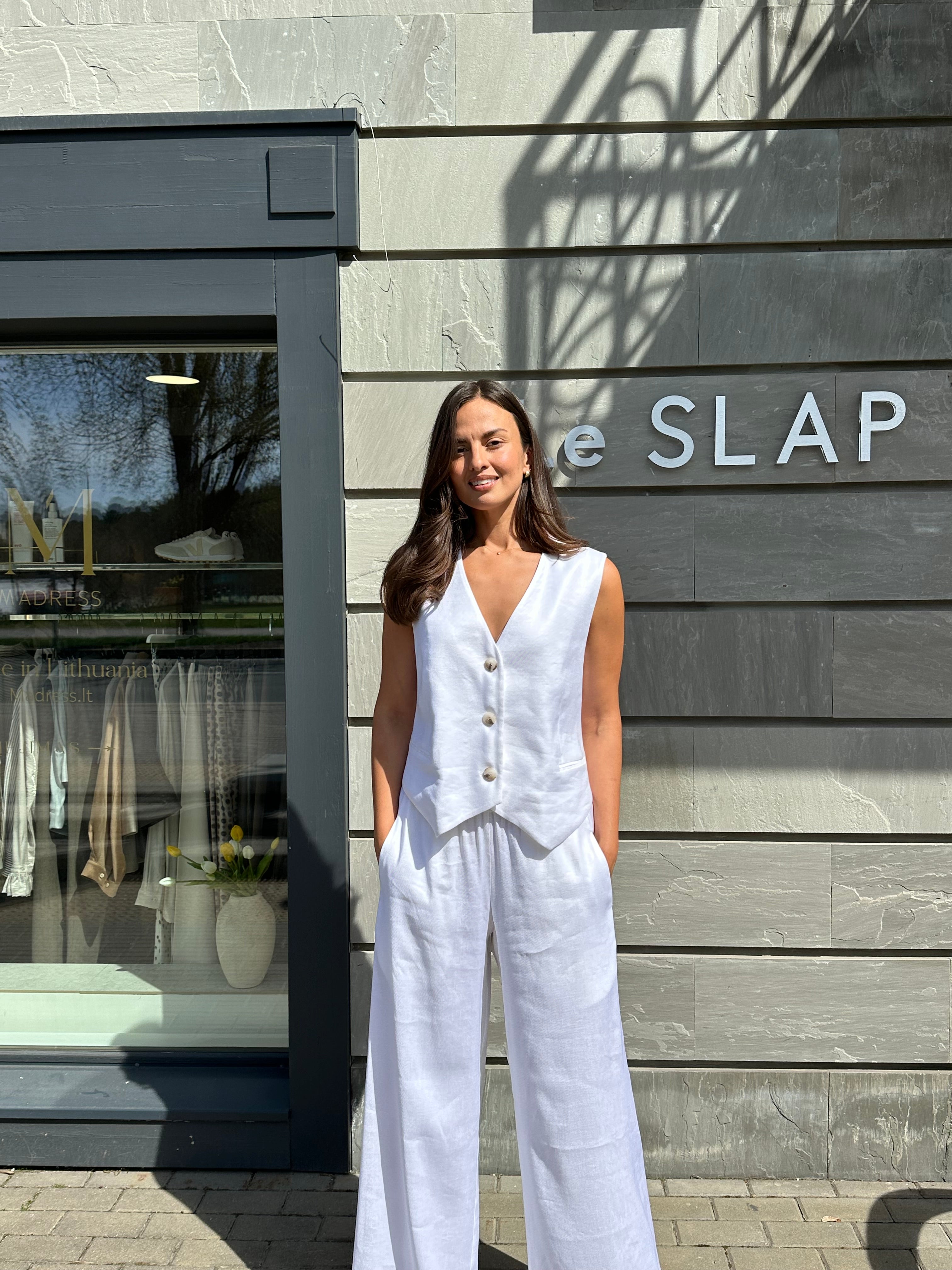 MADRESS | Balta minimalistinė liemenė