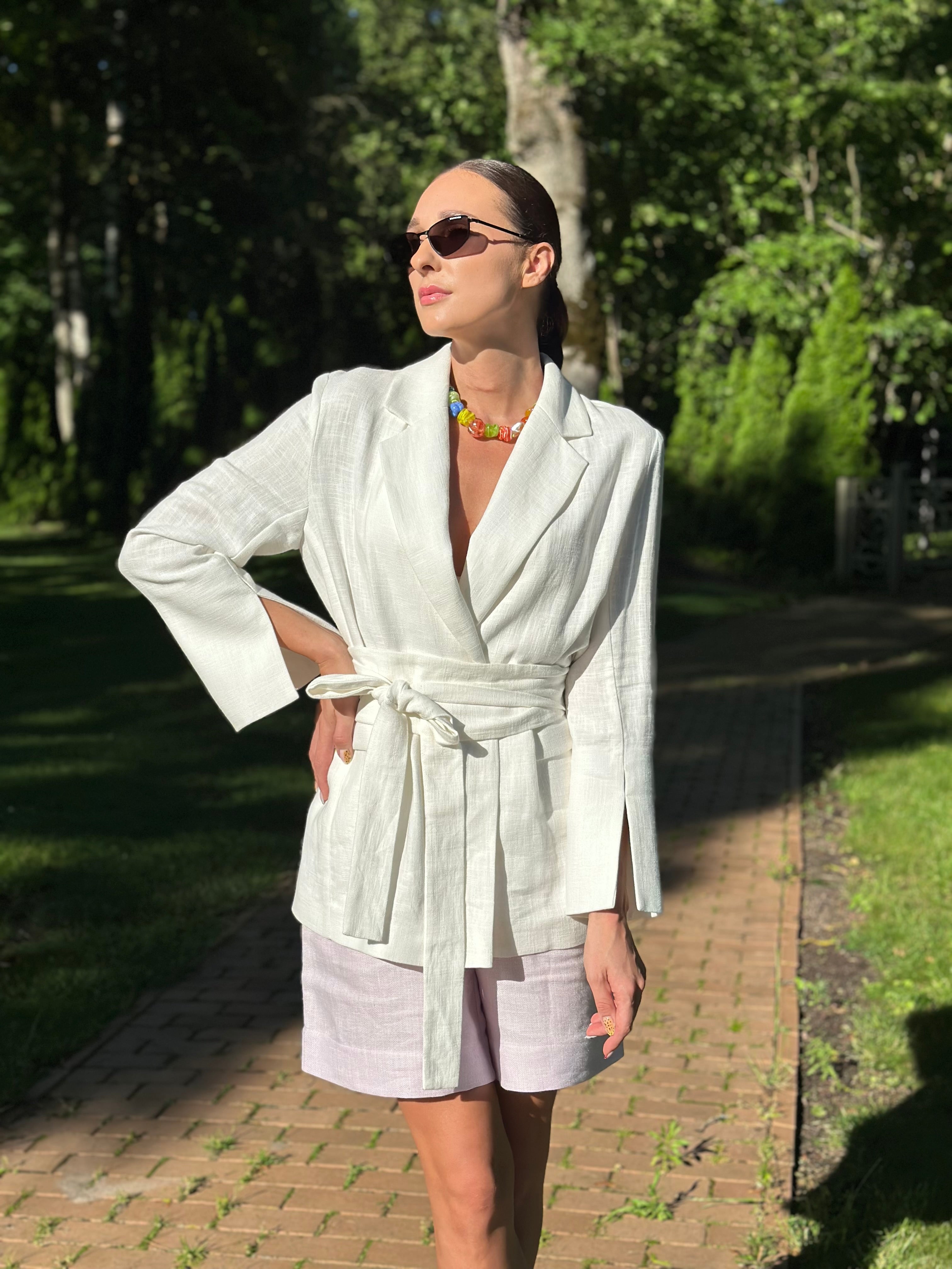 MADRESS | Lininis švarkas su diržu