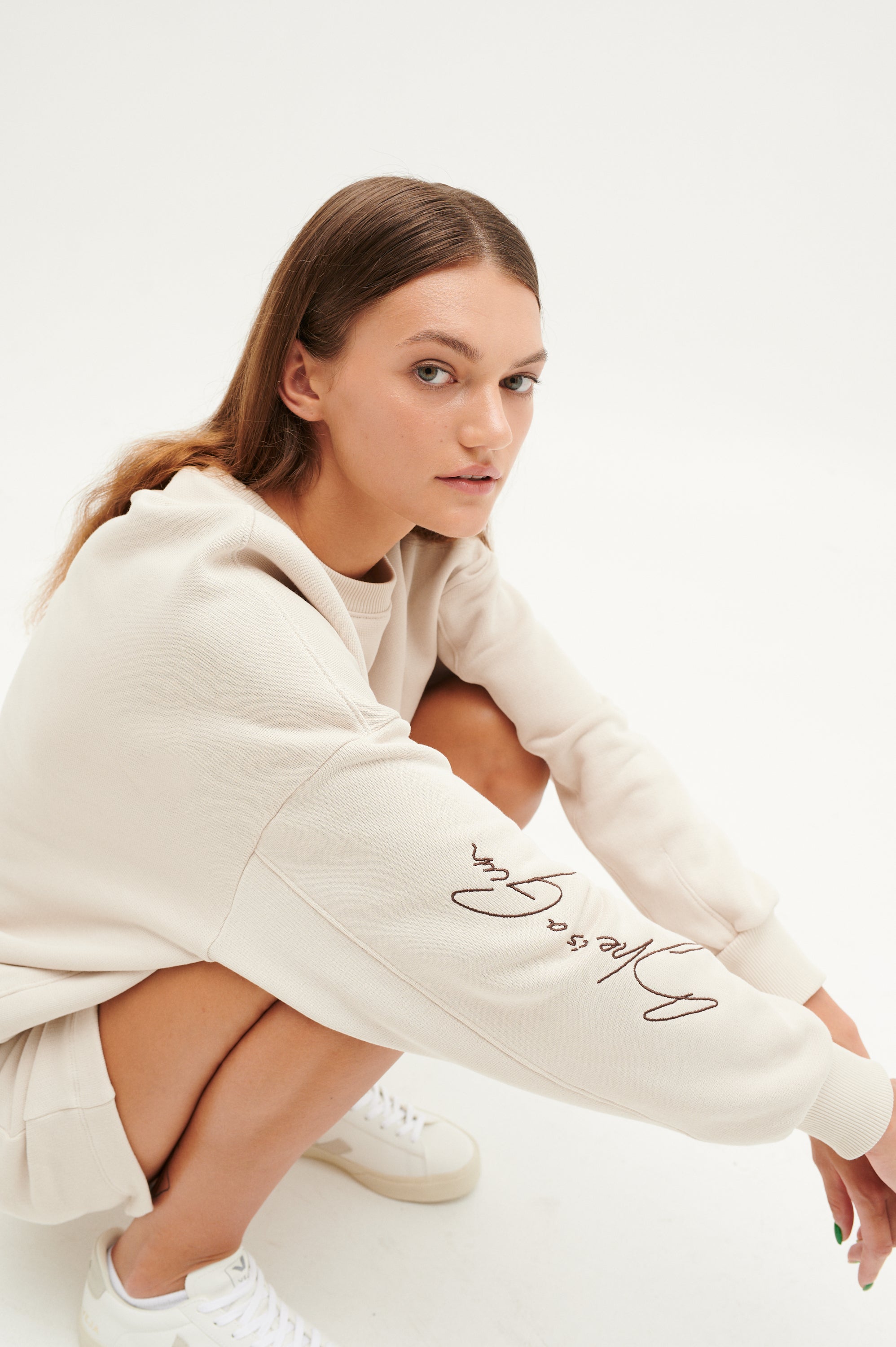 Le SLAP | UNIFORM She is a gun hoodie with brand's embroidery