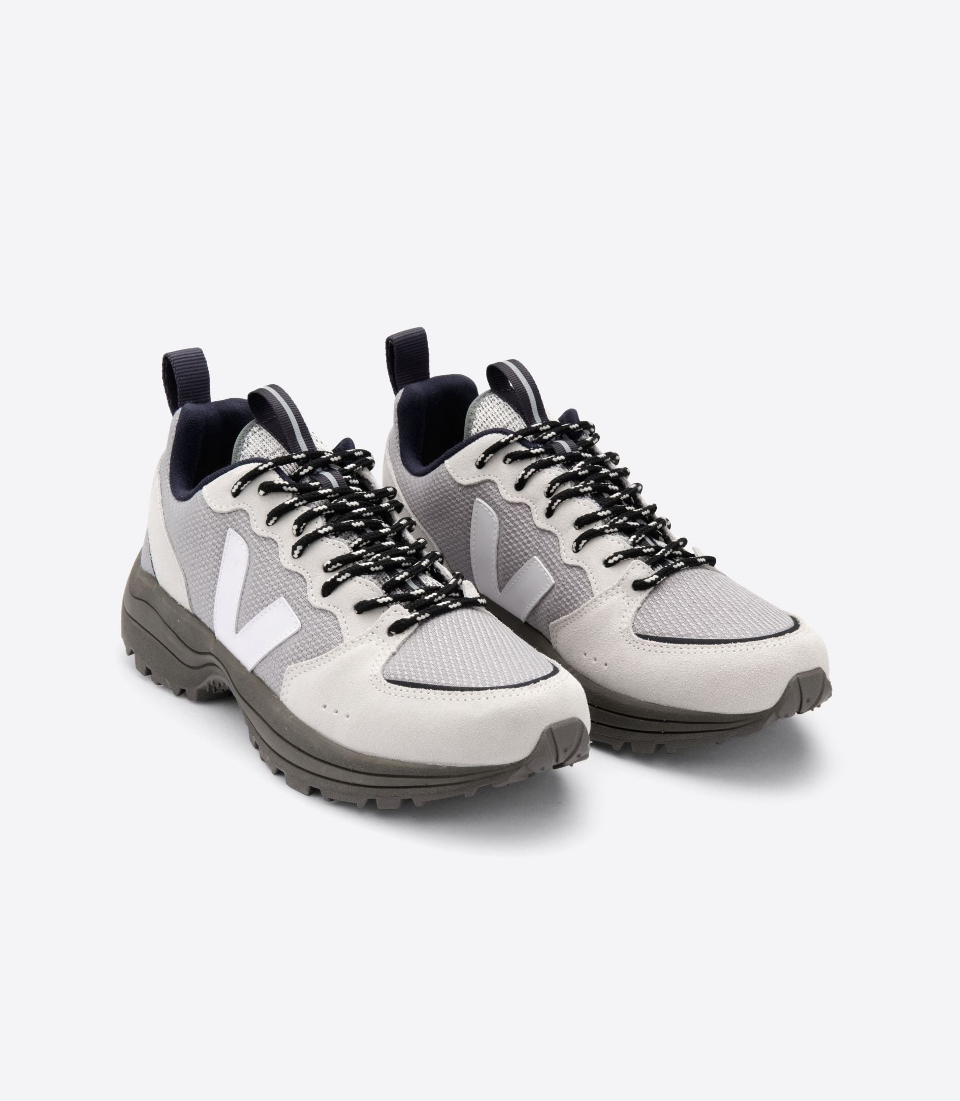 VEJA | VENTURI B-MESH SILVER WHITE KAKI SOLE