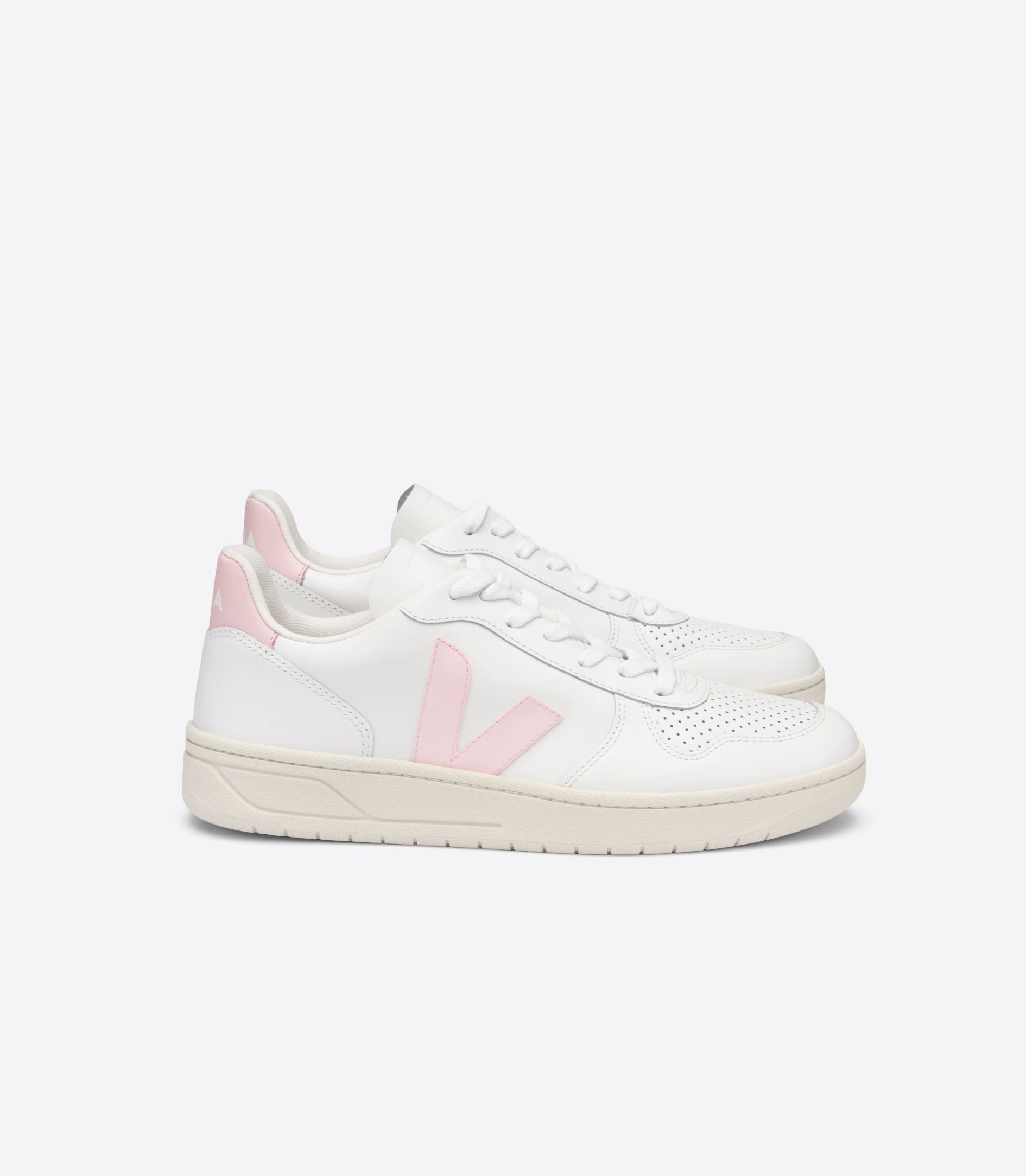 VEJA | V-10 LEATHER WHITE PETALE