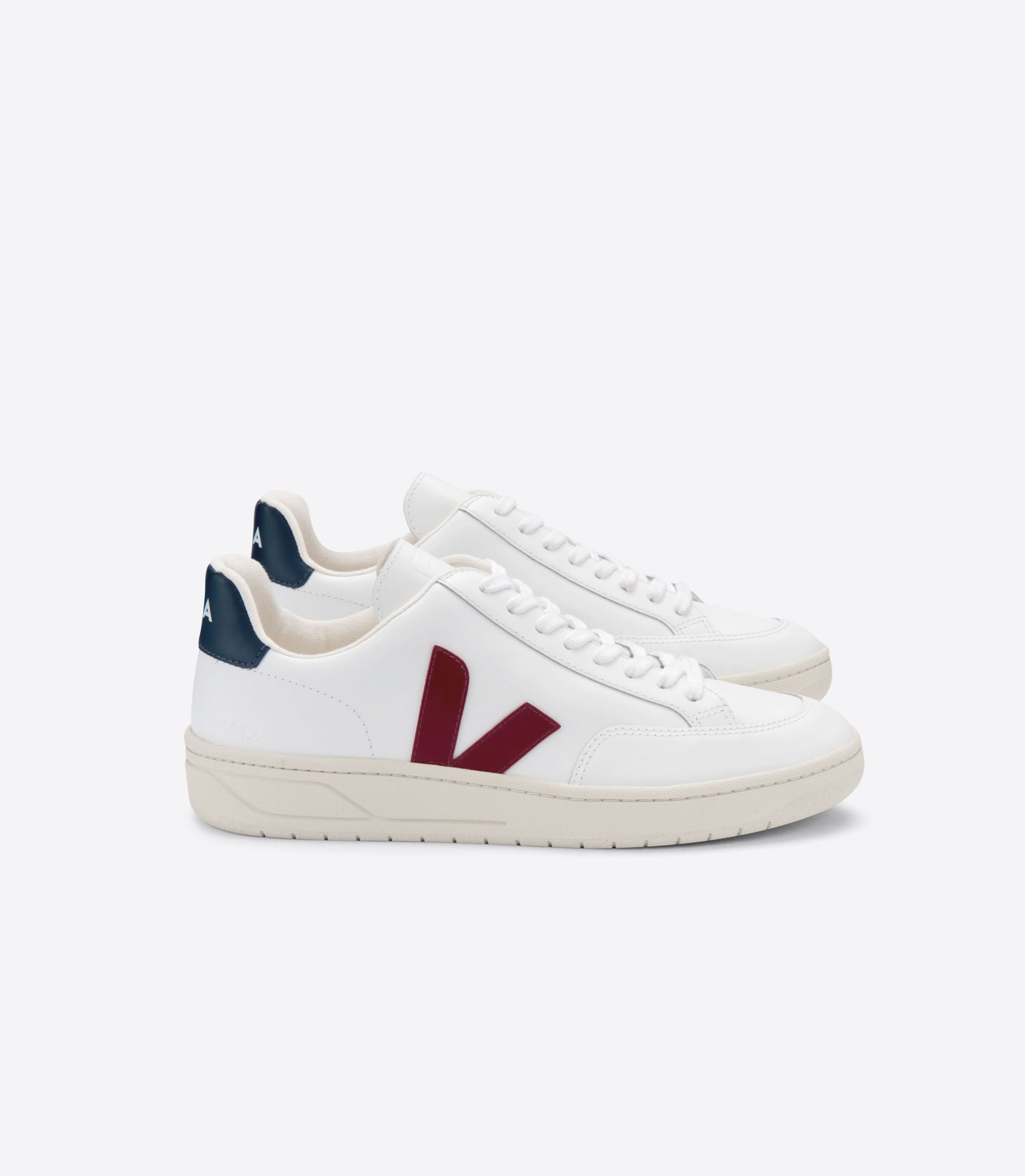 VEJA | V-12 WHITE MARSALA NAUTICO