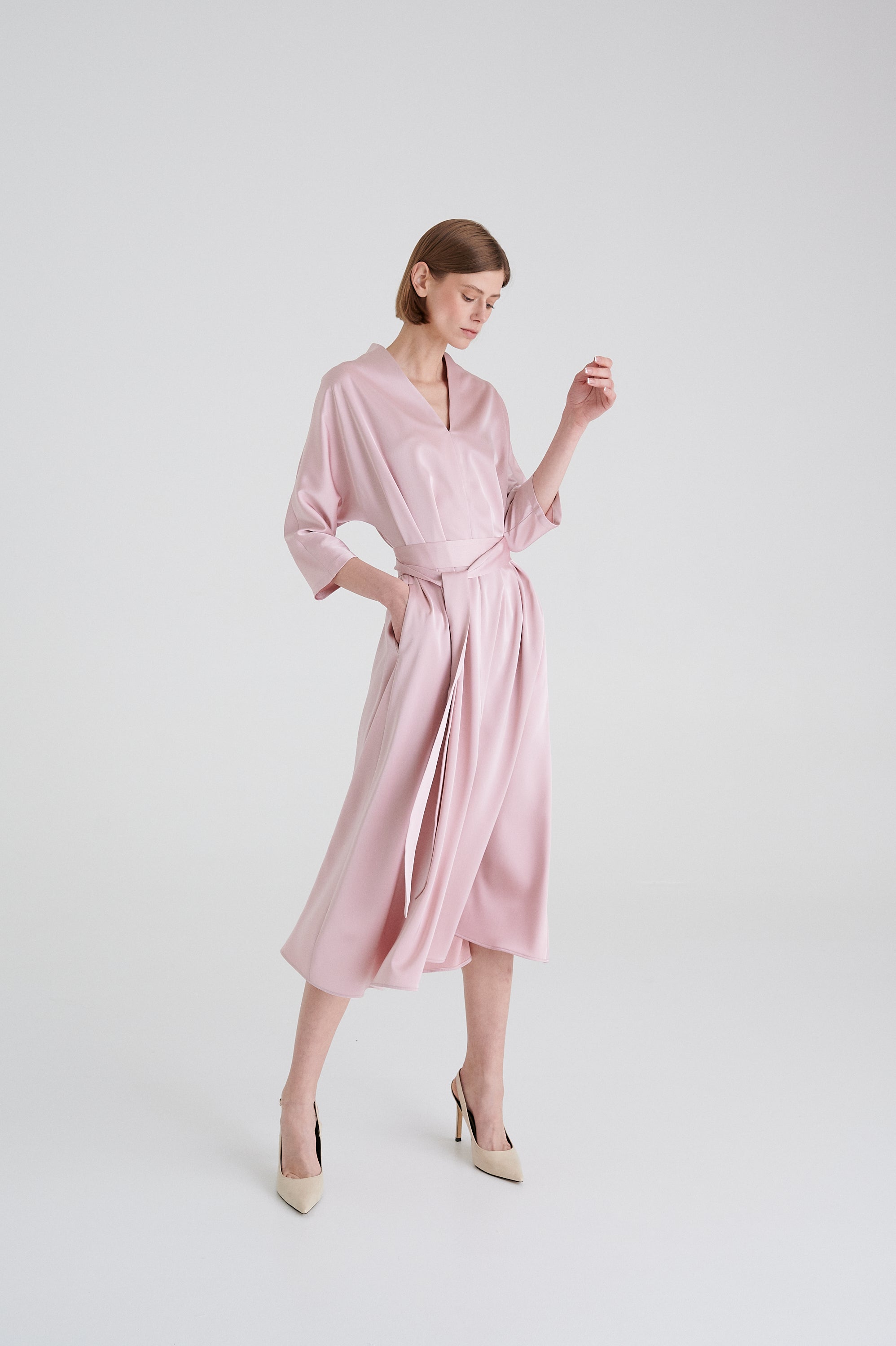 MADRESS | BABY PINK MIDI DRESS
