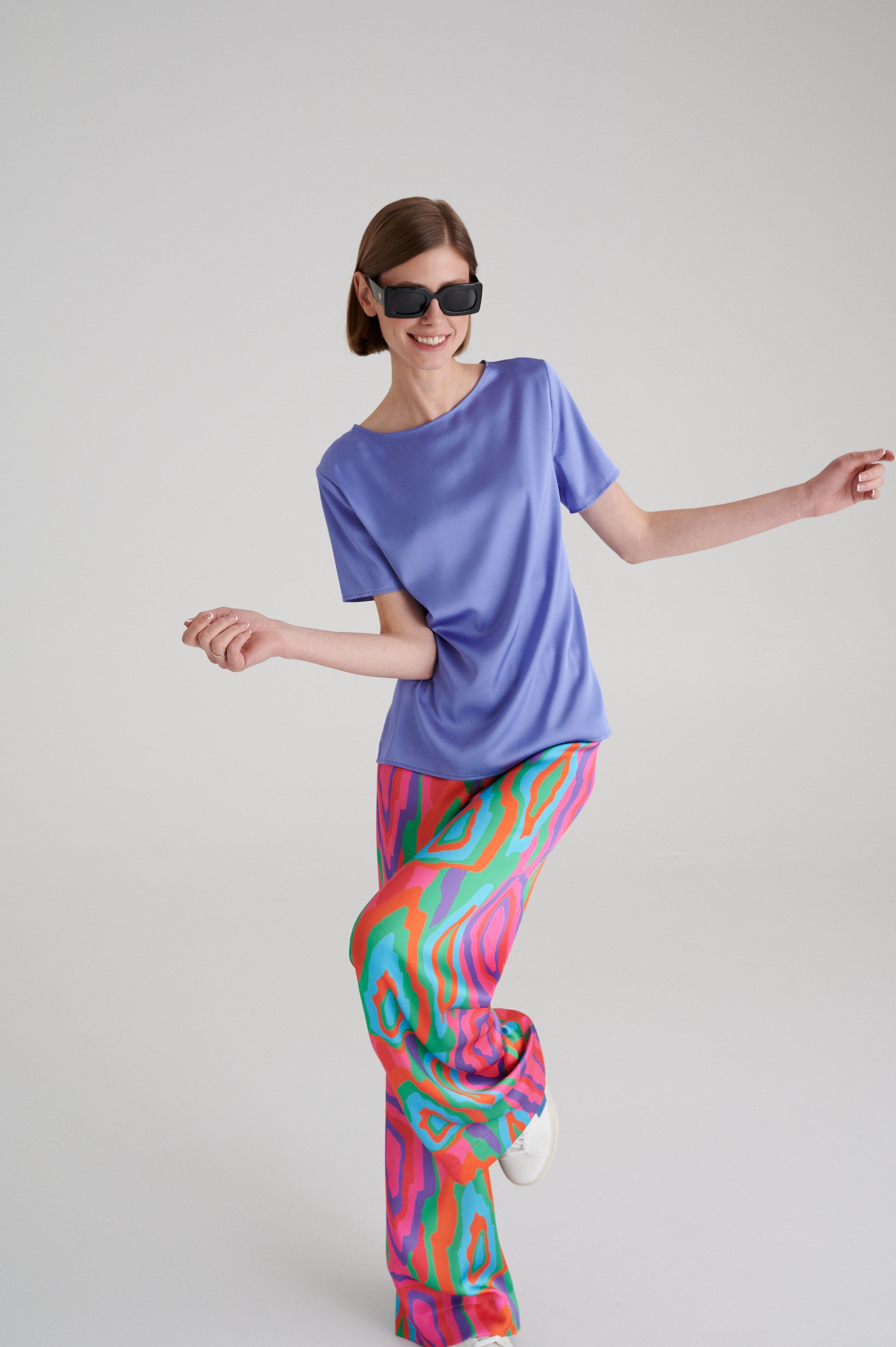 MADRESS | CORNFLOWER SHORT SLEEVE BLOUSE