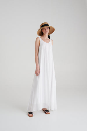 MADRESS | WHITE LONG CHIFFON DRESS